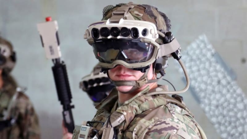 Američtí vojáci odmítají revoluční sci-fi brýle. Mají k tomu velmi vážné důvody