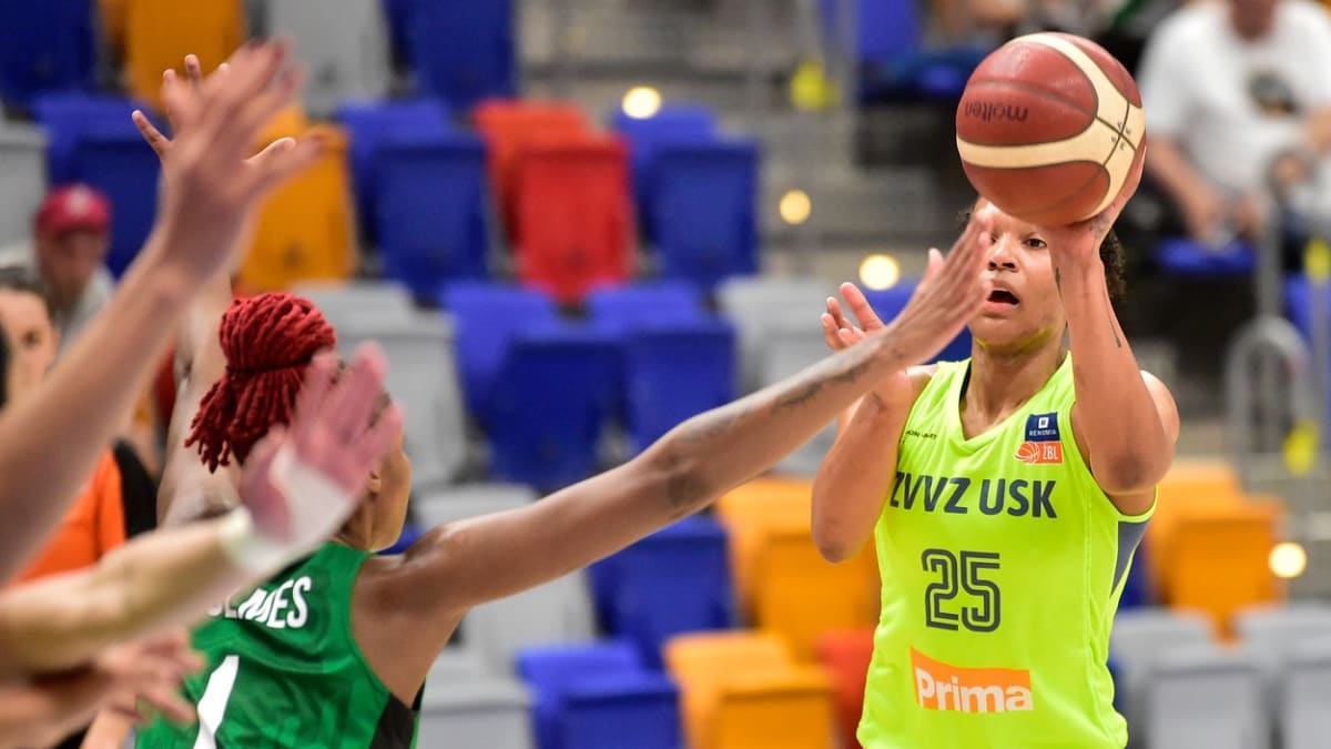 Hvězda basketbalistek ZVVZ USK Alyssa Marie Thomasová