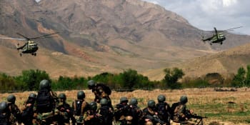 Západ za miliardy vytrénoval afghánské bojovníky. Teď je Rusko verbuje proti Ukrajincům
