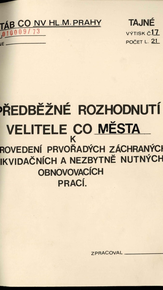 Desky tajného materiálu s předběžným rozhodnutím velitele pražské civilní obrany