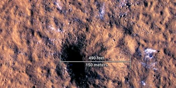 Překvapení pro vědce. Sonda odhalila kusy ledu na Marsu, NASA tam chce vyslat astronauty