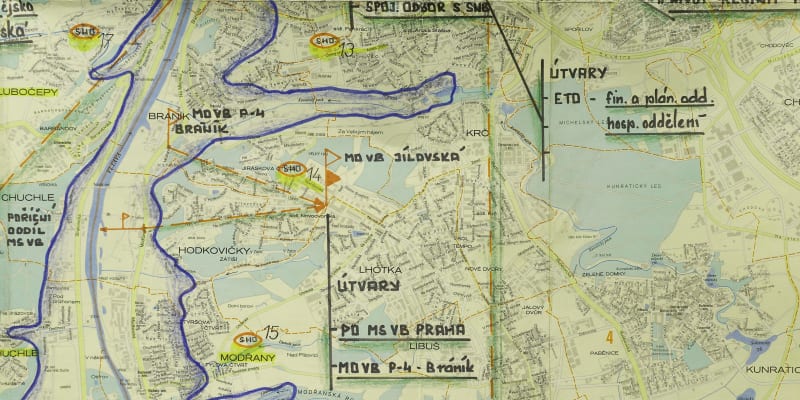 Detail mapy Prahy, na níž je znázorněno možné postižení během jaderného útoku na vltavské přehrady.