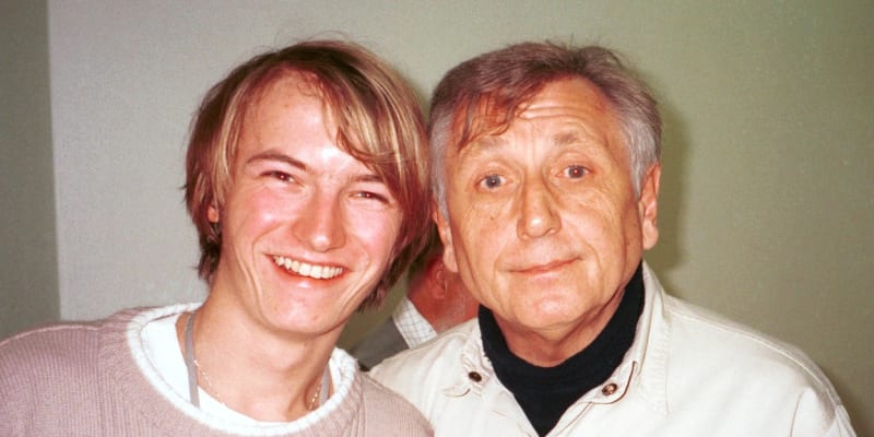 Patrik Stoklasa s režisérem Jiřím Menzelem. 