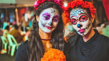 Oslavte Dušičky jako v Mexiku. Den mrtvých je plný barev, veselí a dobrého jídla