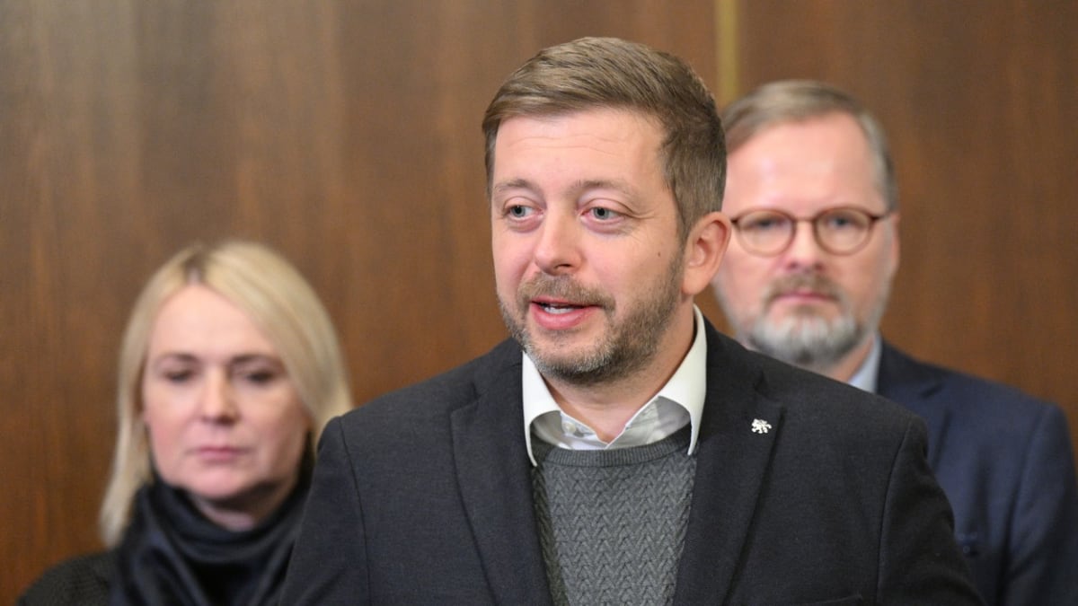 Ministr vnitra Vít Rakušan na tiskové konferenci po návratu vlády z Kyjeva