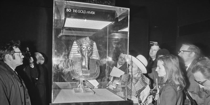 Tutanchamonova posmrtná maska v roce 1972