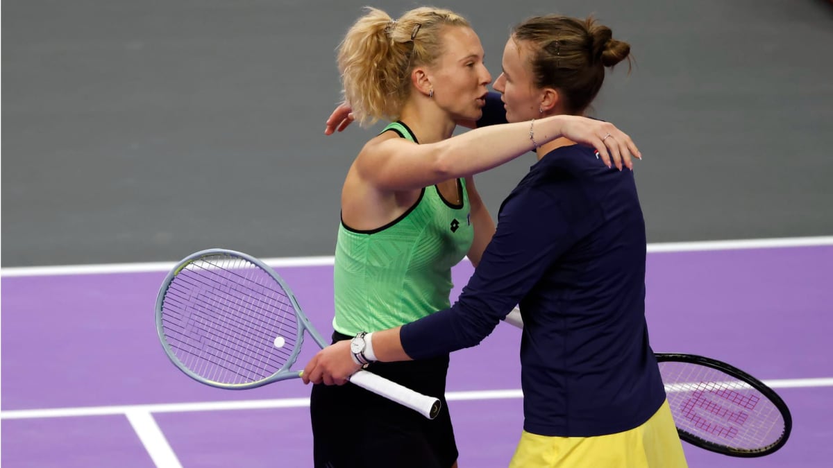 Kateřina Siniaková a Barbora Krejčíková jsou opět ve finále Turnaje mistryň.