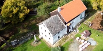 Pouskův mlýn: Pohádkovým místem na Plzeňsku provádí hosty skutečný mlynář