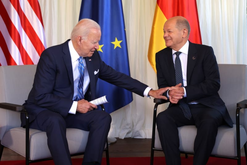 Joe Biden a Olaf Scholz