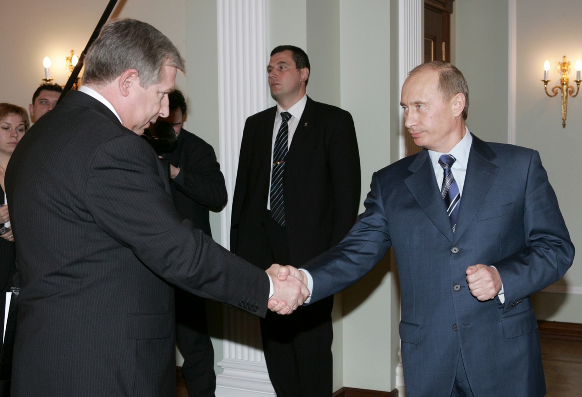 Viktor Čerkesov společně s prezidentem Vladimirem Putinem