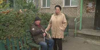 Tvrdá realita Mykolajivu: Místní jsou bez vody a pijí z kašny. Kyjev nezajímáme, stěžují si