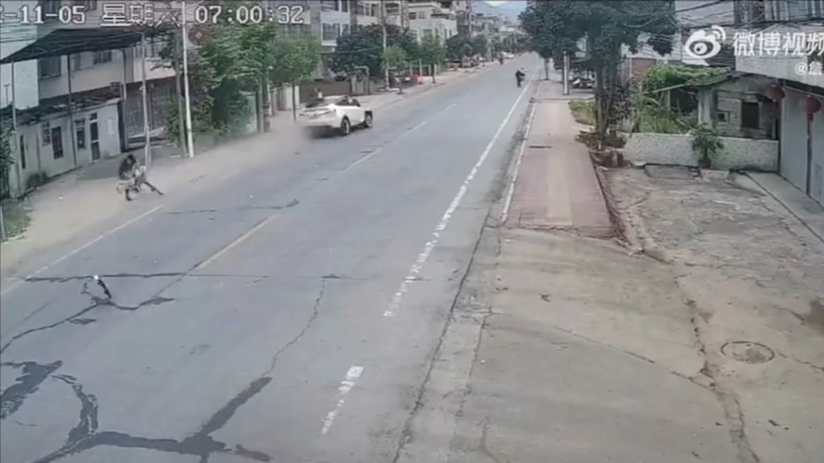 Řidič modelu Model-Y ztratil ve městě Čchao-čou v jihočínské provincii Kuang-tung kontrolu nad řízením, vůz následně jel vysokou rychlostí dva kilometry a poté způsobil dopravní nehodu. 