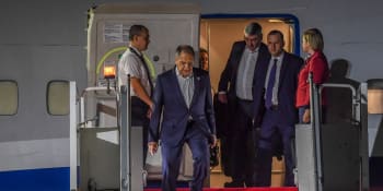 Sergej Lavrov měl být po příletu na summit G20 hospitalizován se srdcem. Lež, tvrdí Rusové