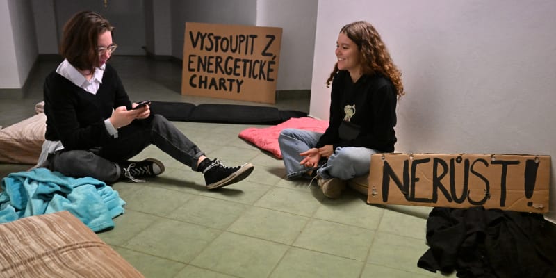 Studenti Fakulty sociálních studií Masarykovy univerzity v Brně zorganizovali ve školní budově okupační stávku. (14. listopadu 2022) 