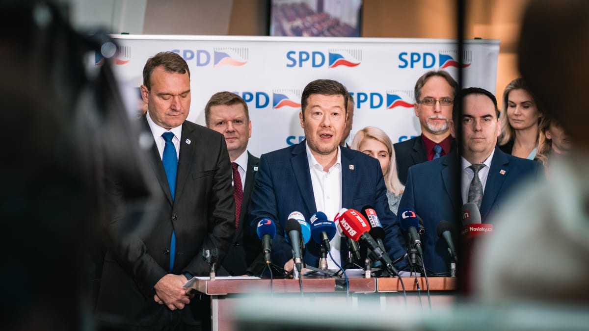 Tisková konference poslaneckého klubu hnutí SPD, 13. listopadu 2022