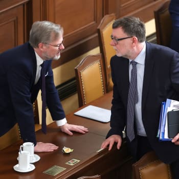 Zleva: Premiér Petr Fiala a ministr financí Zbyněk Stanjura (oba ODS)