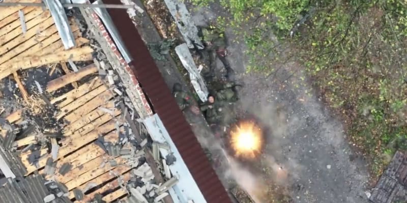 Ukrajinské drony masakrují ruské vojáky.