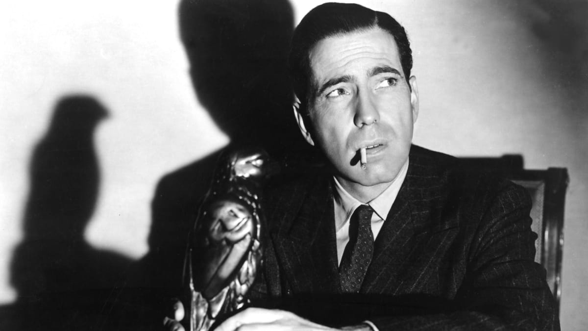 K popularitě kouření dříve přispívaly i filmové hvězdy, cigareta neodmyslitelně patřila třeba k Humphreymu Bogartovi.