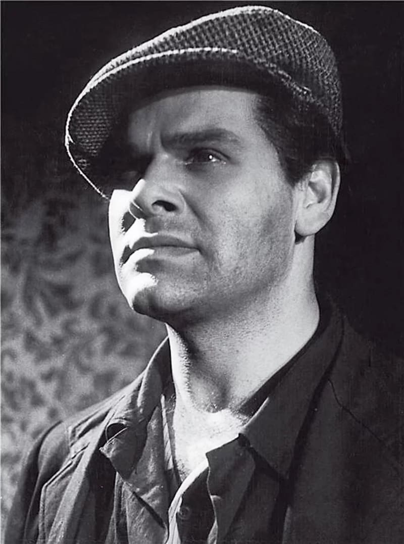 Vítězslav Vejražka patřil k nejkrásnějším českým hercům, kterému žádná žena neodolala.