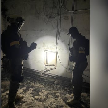 Ukrajinská tajná služba zveřejnila fotografie ruské mučírny v Chersonu