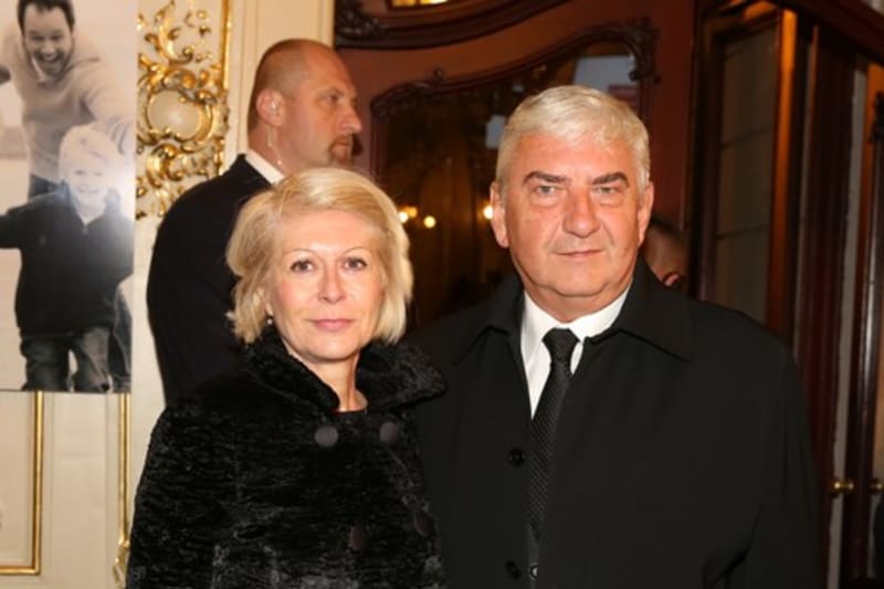 S manželkou Zuzanou jsou spolu 45 let. 