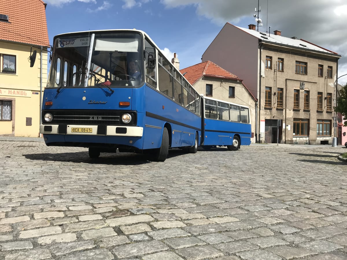 Autobusy Ikarus řady 200