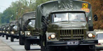 Rusové ve válce používají i vozy ze sovětské éry. Některé pamatují invazi do Československa