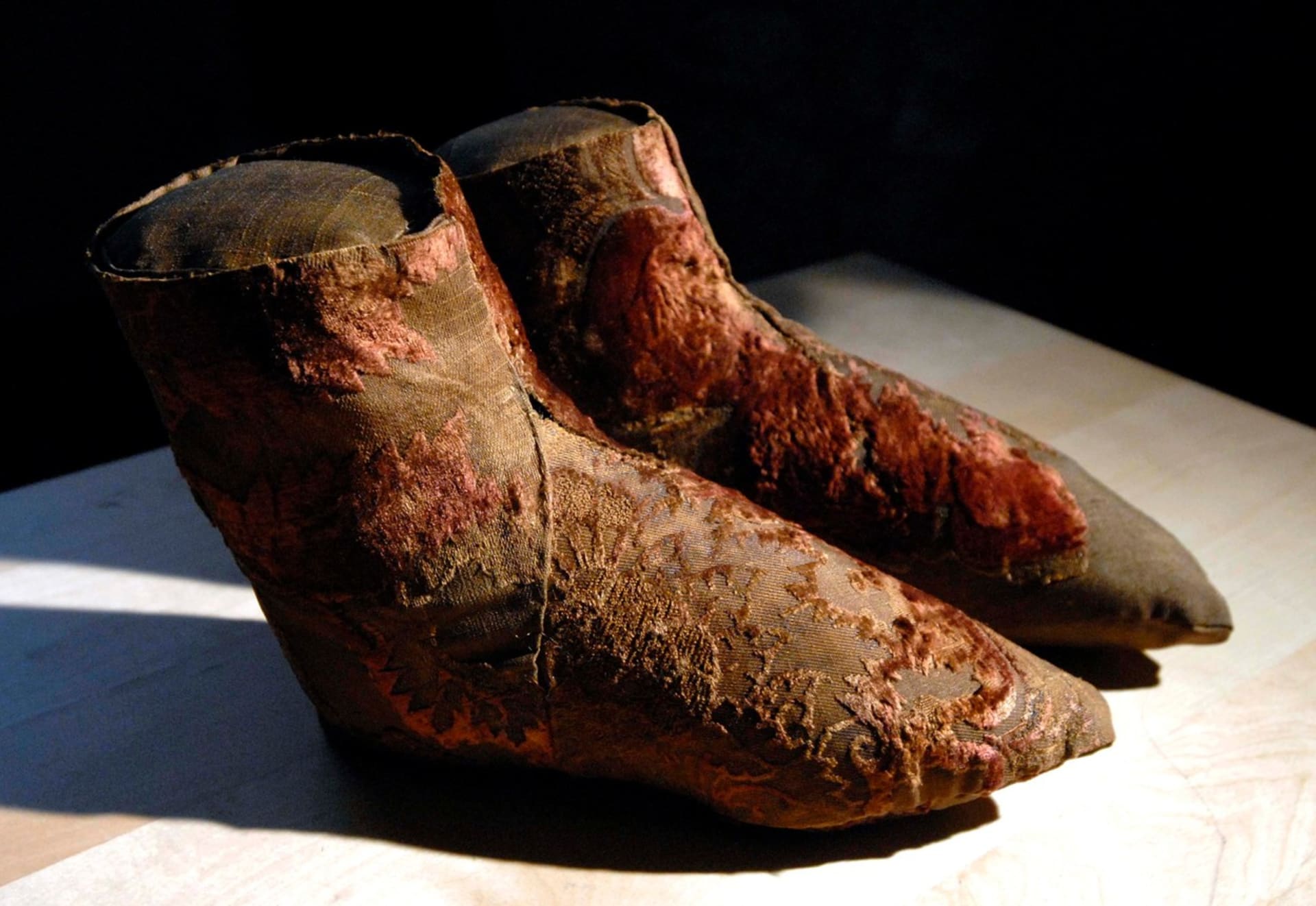Pohřební boty Ladislava Pohrobka