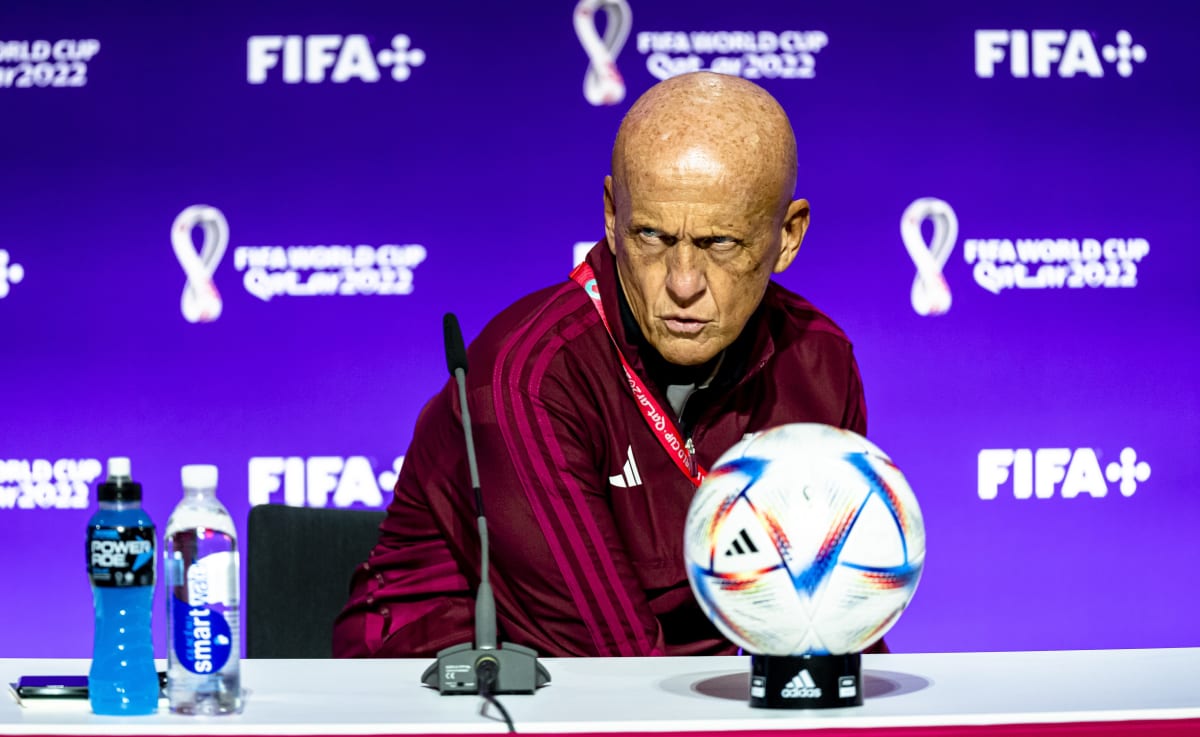 Šéf rozhodčích FIFA Pierluigi Collina chce, aby veškeré průtahy během šampionátu v Katary byly zohledněny v nastaveném čase.