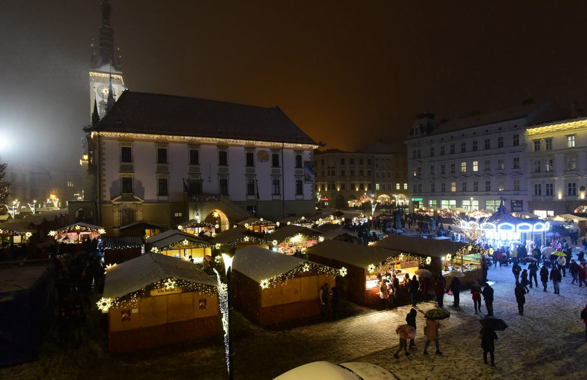 Vánočí trhy v Olomouci.