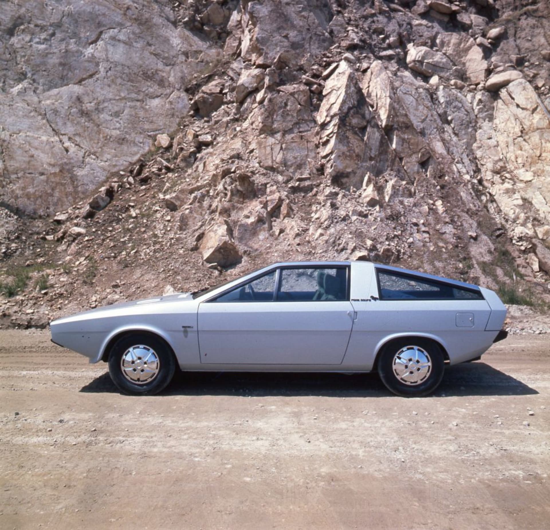 Hyundai Pony (1974)