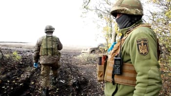 Ukrajinští vojáci jsou líní, kritizují Češi bojující proti Rusku. Prozradili i výši žoldu