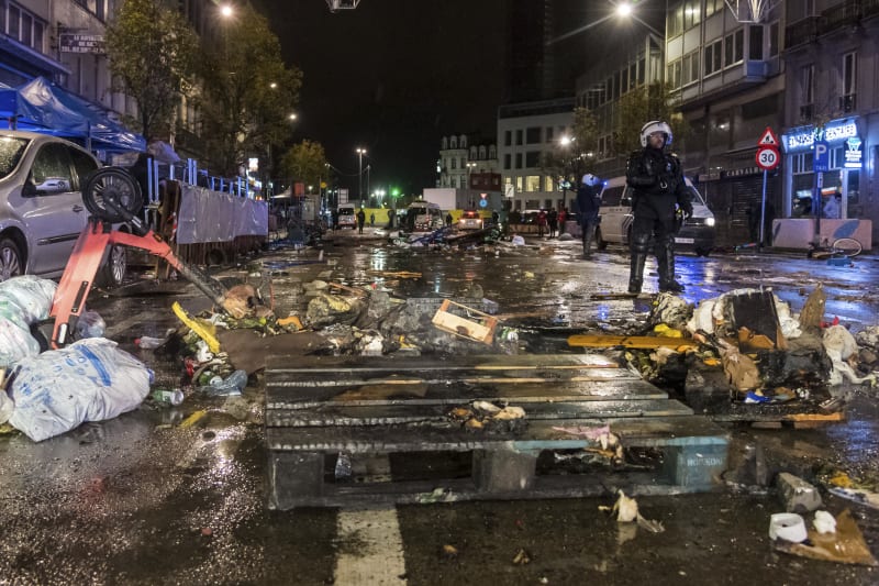 V Bruselu a Antverpách vypukly nepokoje