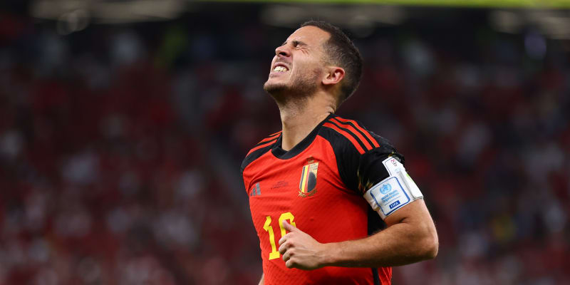Eden Hazard s bolestivou grimasou ve tváři. Jeho Belgie senzačně padla s Marokem.