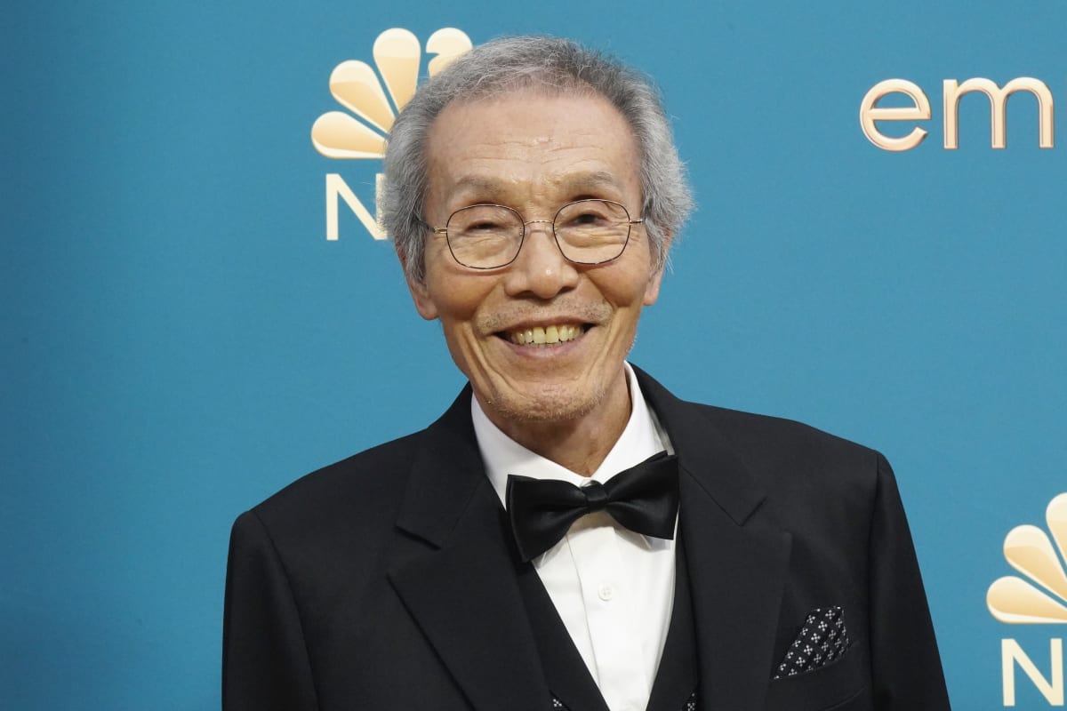 Yeong-su Oh na 74. ročníku předávání cen Primetime Emmy, které se konalo 12. září 2022