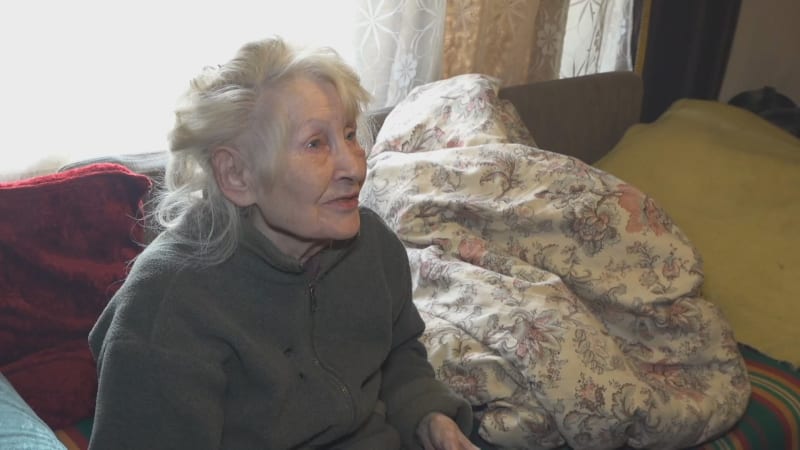 Zálohy o šest tisíc vyšší než důchod. Seniorku z Varů se podařilo zachránit díky reportáži