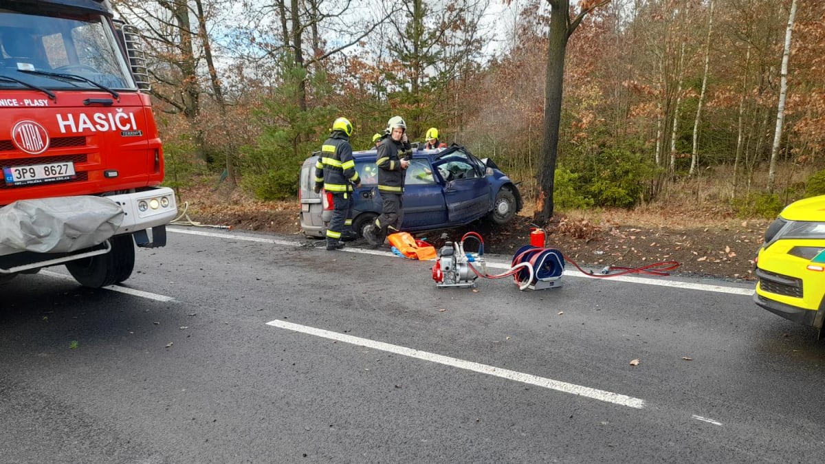 Nehoda se stala v úseku směrem z Loun na Plzeňsko.