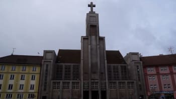 Krádeže v českých kostelech jsou časté. Řádí v nich mnohdy zahraniční gangy