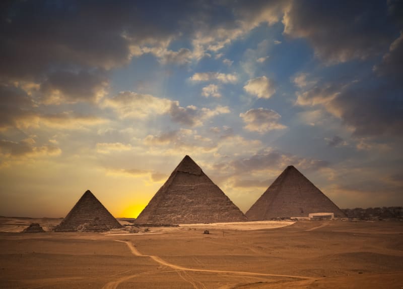 Pyramidy v Gíze patří právem mezi divy světa  