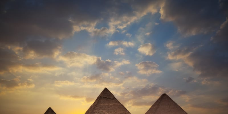 Pyramidy v Gíze patří právem mezi divy světa  