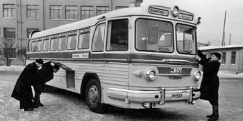 Sovětský turbínový autobus jezdil až 160 km/h. Byl ale nebezpečný, brzdy nestíhaly