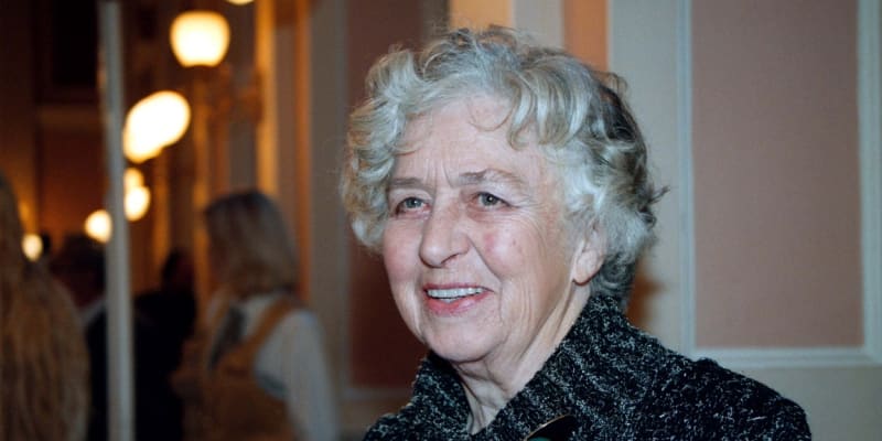 Herečka Věra Tichánková se dožila 93 let. 