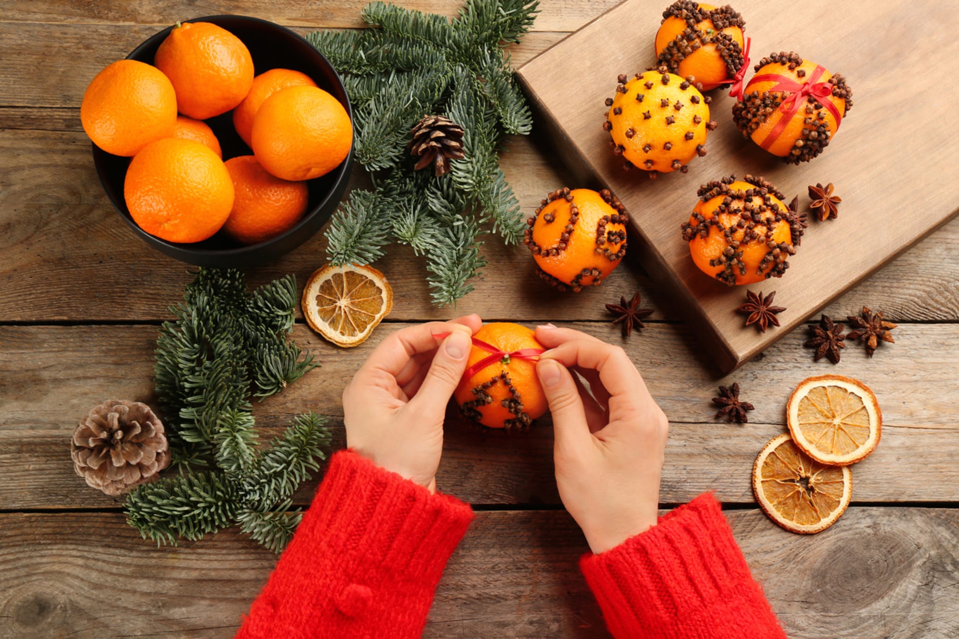 Vánoční dekorace s vůní citrusů