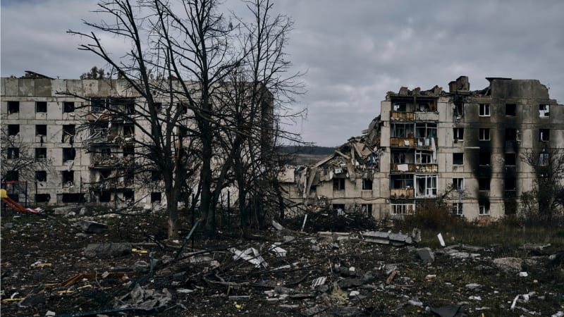 Zkáza ukrajinského Bachmutu: Z města šumivých vín nezbylo prakticky nic, ukazují záběry