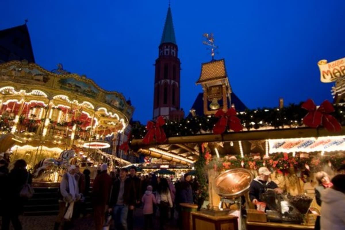 Vánoční slavnosti si nenechají utéci ani třeba ve Frankfurtu nad Mohanem.