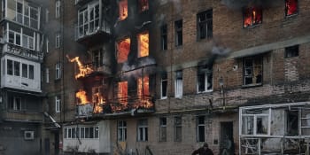 Děti i staří bez vody a tepla. Na Donbasu je to šílené, popsali reportérovi čeští dobrovolníci