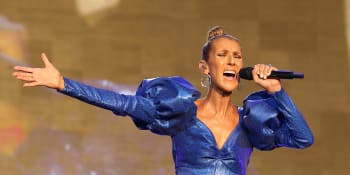 Céline Dion trpí nevyléčitelnou chorobou. Vzácná nemoc dělá z lidí „živé sochy“