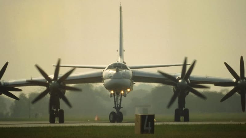 Strategický turbovrtulový bombardér Tupolev Tu-95 poprvé vzlétl ještě za Stalinova života