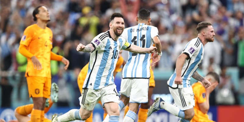 I Lionel Messi si mohl oddechnout. Argentina po penaltách přece jen mohla slavit vítězství nad Nizozemskem.