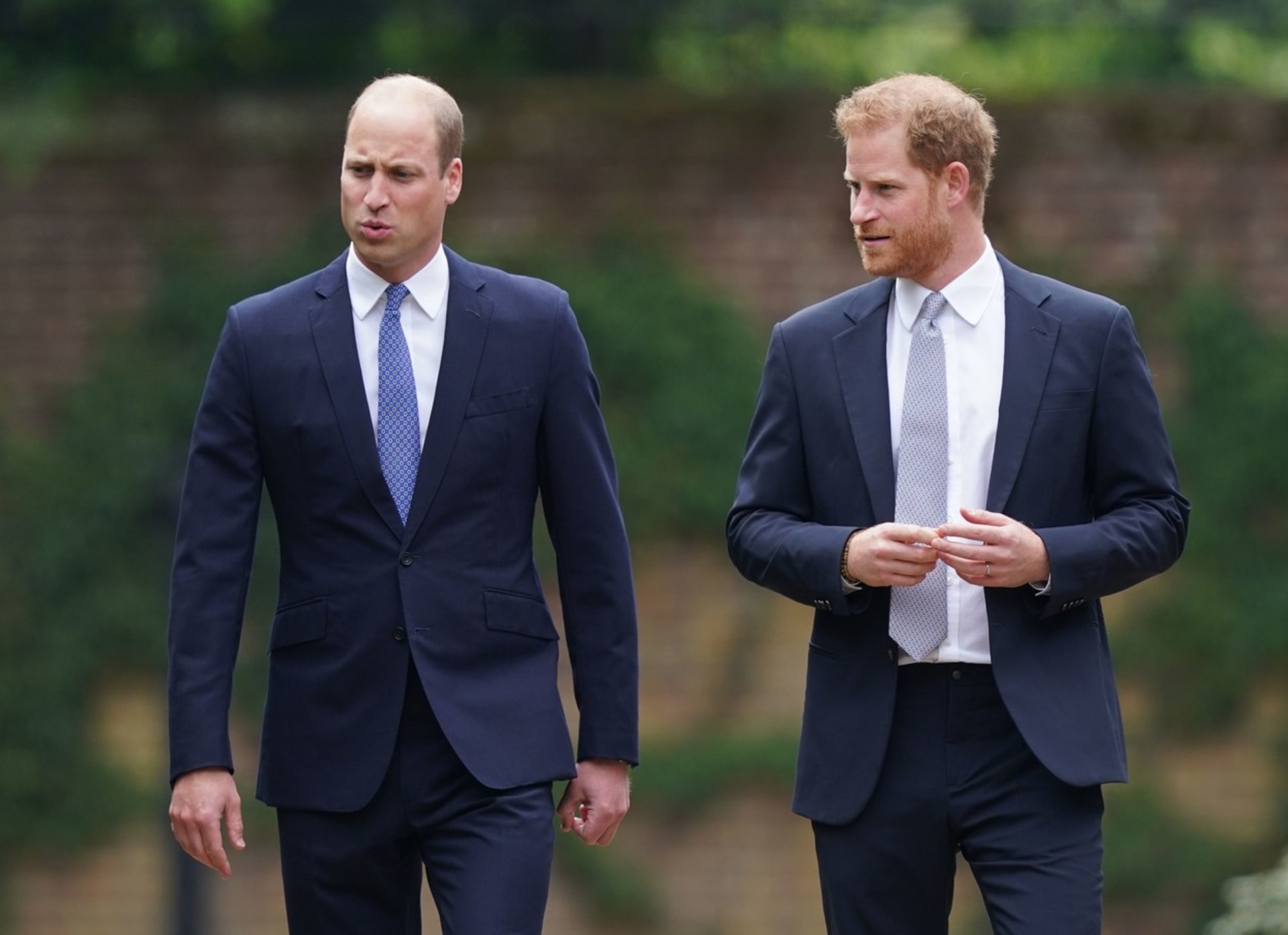 Princ William a princ Harry už nemají vřelý vztah jako v minulosti.